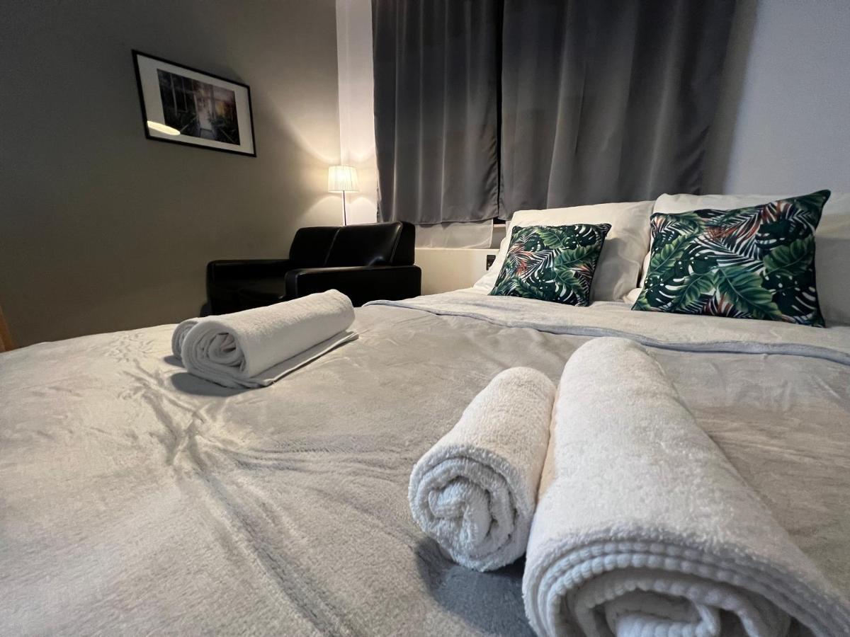 Apartamento Przy Alejach Cracovia Exterior foto